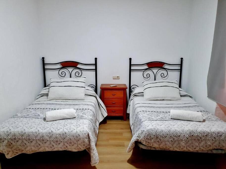 הוילה Vélez de Benaudalla Velez, Casa La Choza מראה חיצוני תמונה